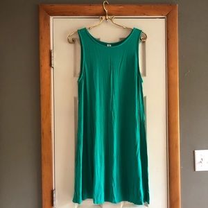 Sleeveless Green Dress